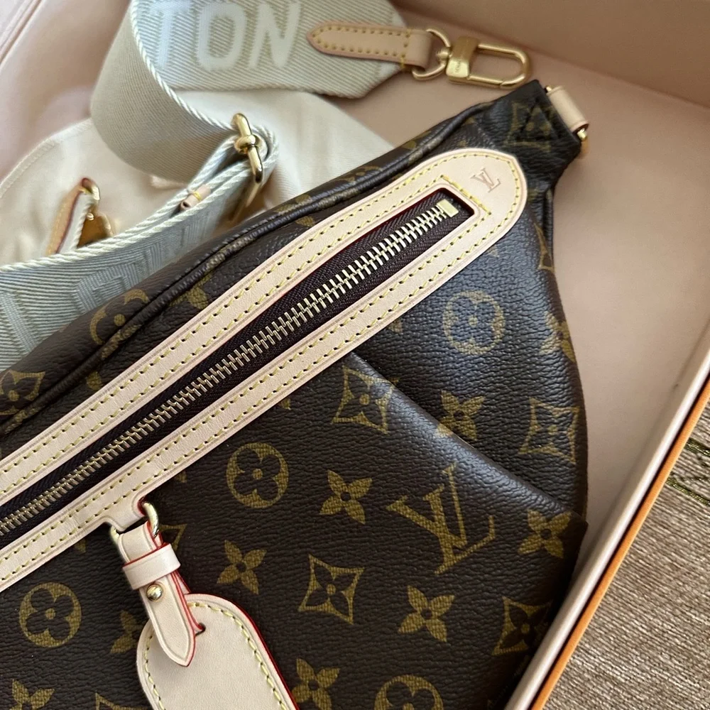 Louis Vuitton High Rise Bumbag - Picture 11 of 13